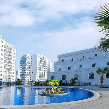 Caesar Italus Apartment Trikomo