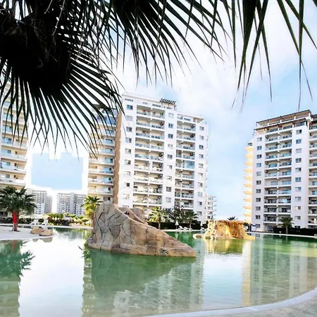 Caesar Italus Trikomo