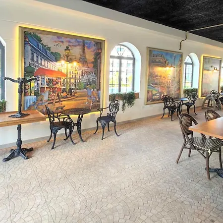 Lejlighed Caesar Italus Trikomo