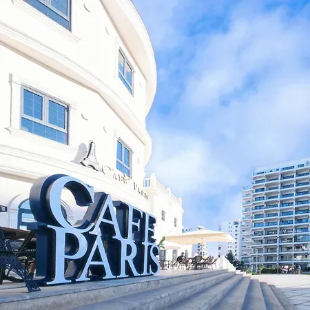 Caesar Apartment