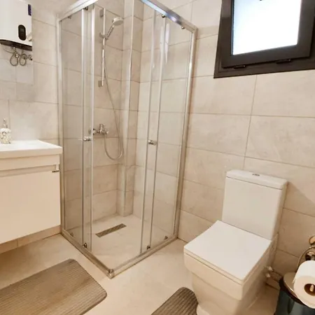 Caesar Italus Trikomo