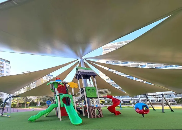 Caesar Italus Trikomo